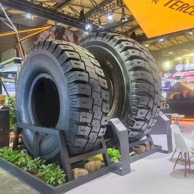 XDEM 260T 광산용 기압 타이어 프레스 OTR 타이어 광산용 트럭 타이어 23.5R25 29.5R25 35/65R35 45/68R45