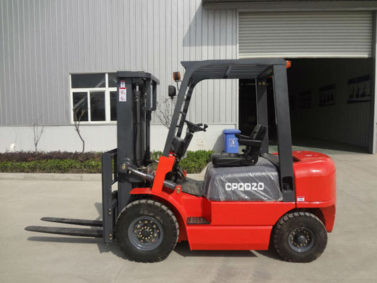 YTO 2250rpm 2t 물류관리 기계류 정면상 차기 지게차
